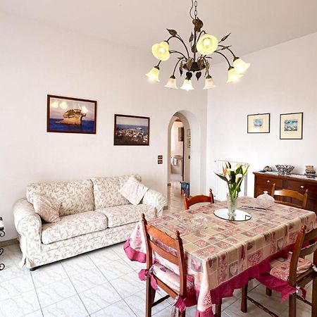 Villa La Magnolia Ísquia Exterior foto